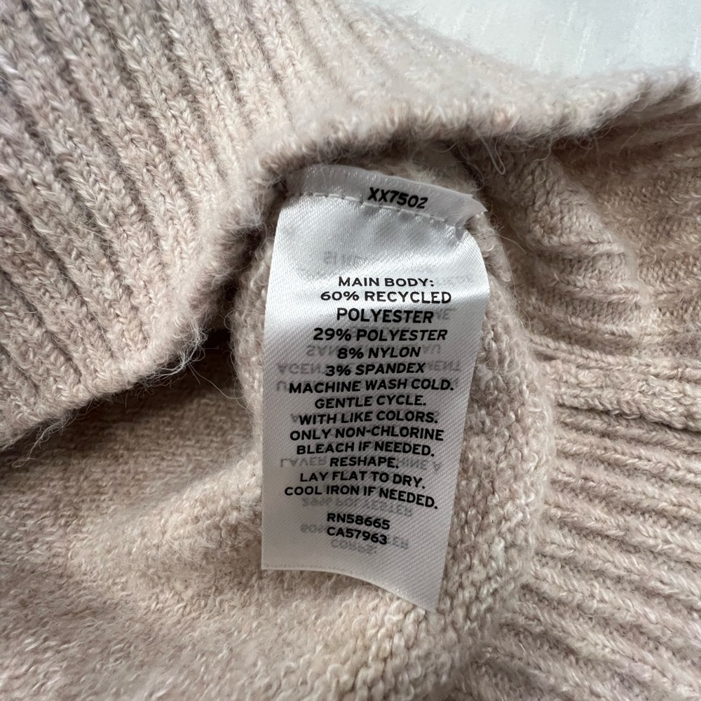â NWT BP. Cream V-Neck Cropped Cardigan Sweater Smallâ - Picture 8 of 10